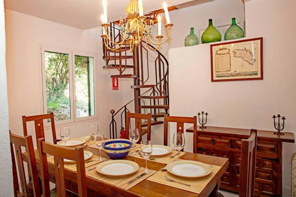 Villa Cecylia Es Canutells Zewnętrze zdjęcie